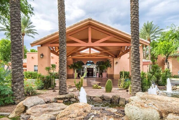Exterior - Hilton Villa Mirage 2-bedroom hotel in charming Scottsdale for Phoenix Open (Scottsdale)