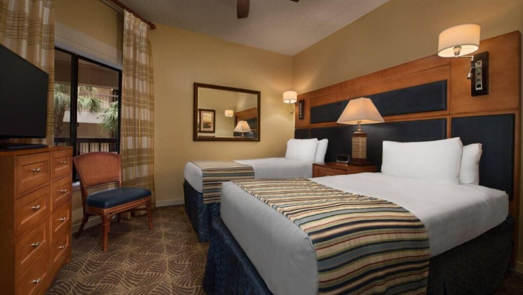 Discover Coastal Charm At Marriott's Harbour Point In Hilton Head- 2 Bd. Villa - Hilton Head Island, SC