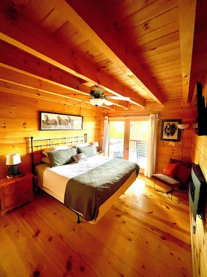 3 bedrooms, internet, bed sheets