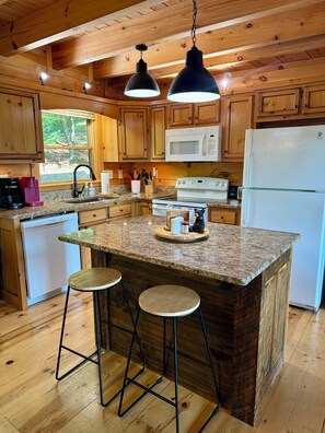 Microwave, oven, stovetop, dishwasher