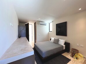 In-room safe, iron/ironing board, free WiFi