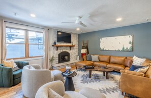 Smart TV, chimenea