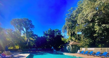 ISLAND RESORT - 2 minutes to the OCEAN BEACHES and  next to GREAT GOLFING