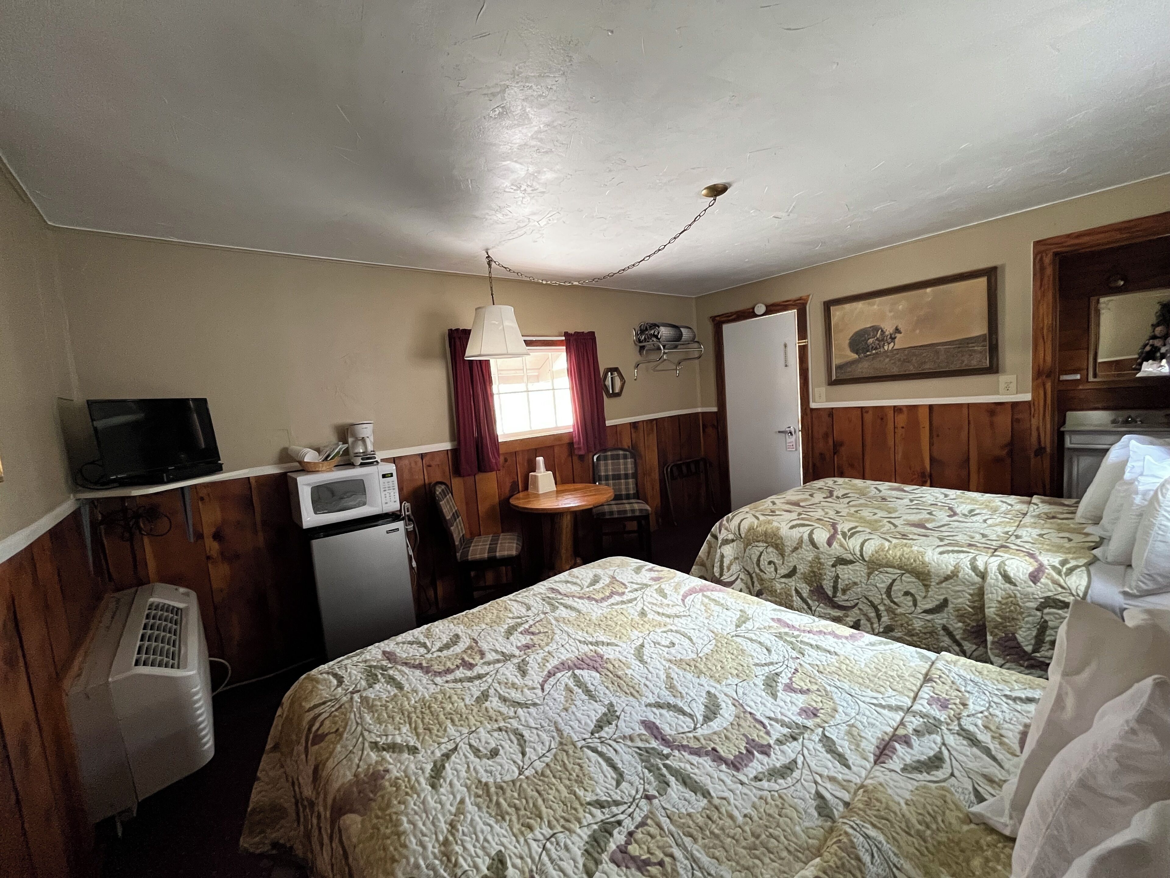 Single Room | Free WiFi, bed sheets