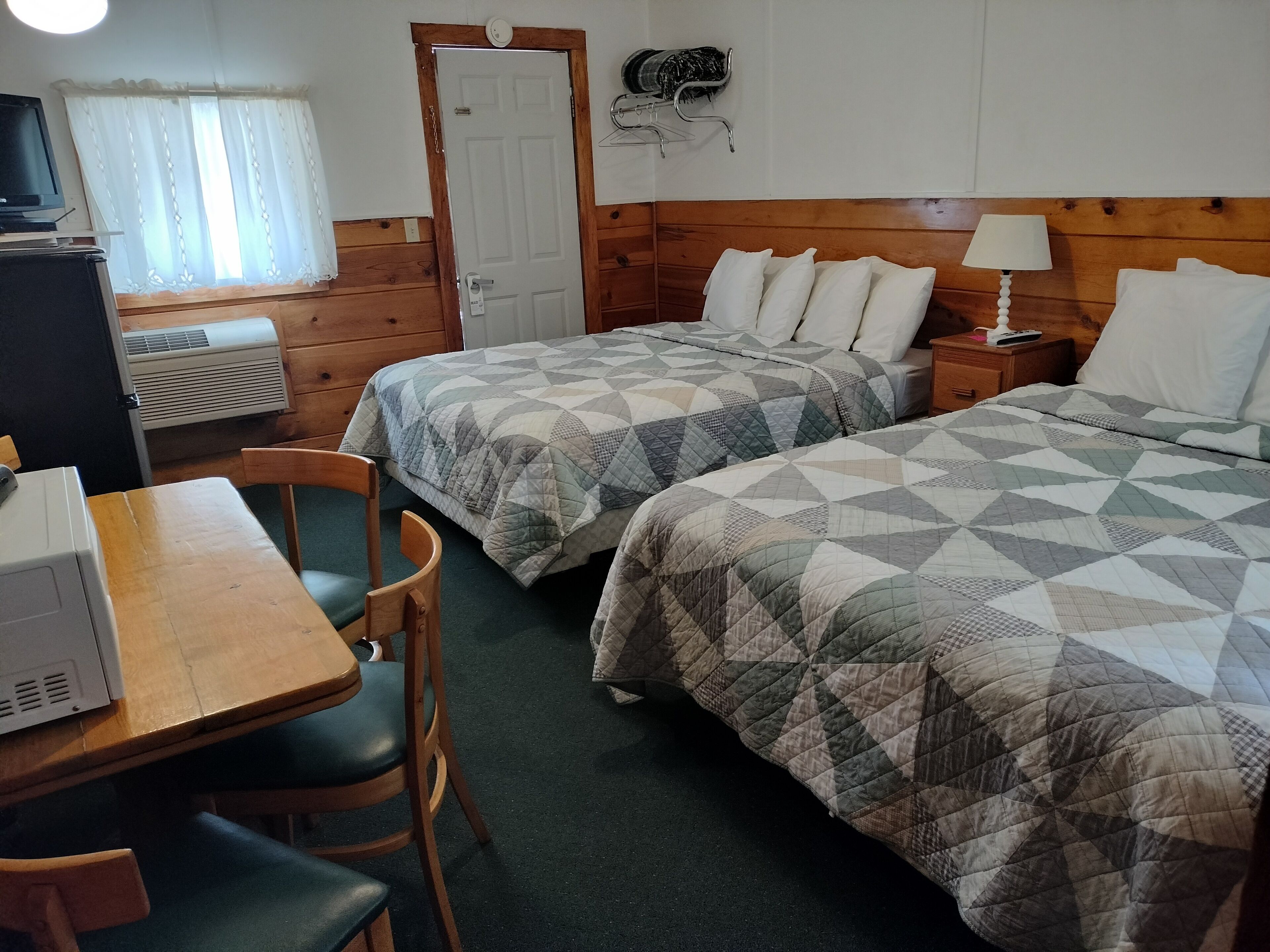 Single Room | Free WiFi, bed sheets