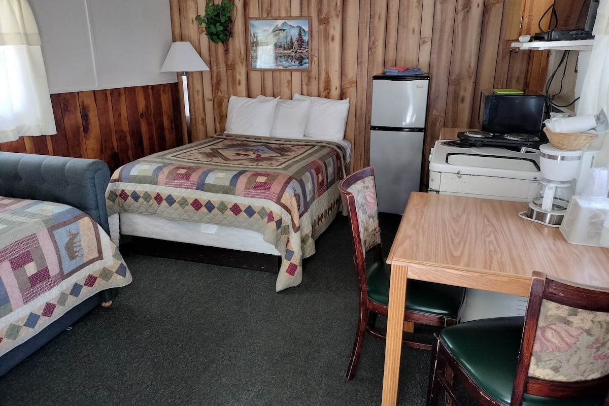 Room | Free WiFi, bed sheets