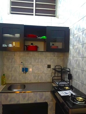 Microwave, stovetop