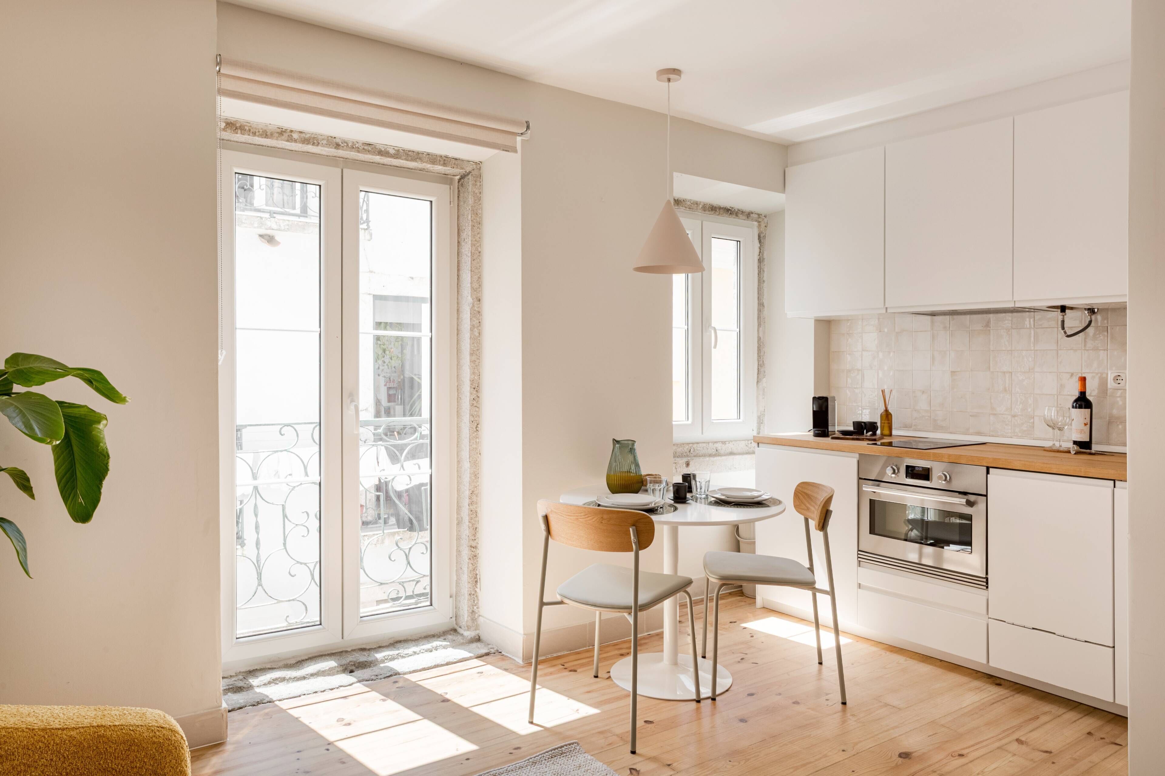 Réfrigérateur, four, plaque de cuisson, lave-vaisselle