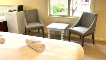 Iron/ironing board, internet, bed sheets