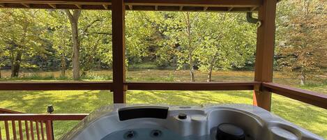 مغطس سبا خارجي