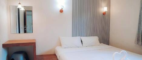 3 dormitorios, Internet, ropa de cama