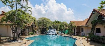 Two Fifty Nine Resort 259 รีสอร์ต  3br 2bath & the other  3br 2bath