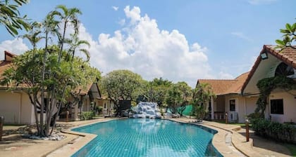 Two Fifty Nine Resort 259 รีสอร์ต 3br 2bath & the other 3br 2bath