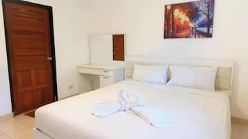 6 bedrooms, Internet, bed sheets