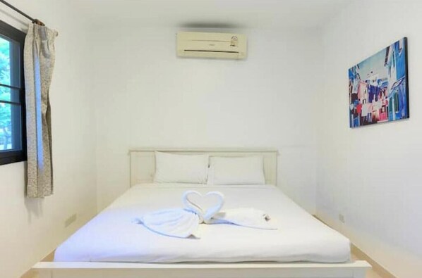 Internet, bed sheets