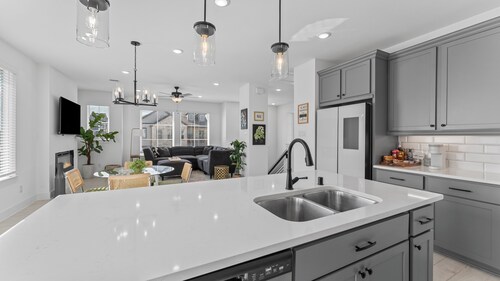 Furnished Rooms for Travel Nurses and Healthcare Pros in Bridgeland, Cypress, TX