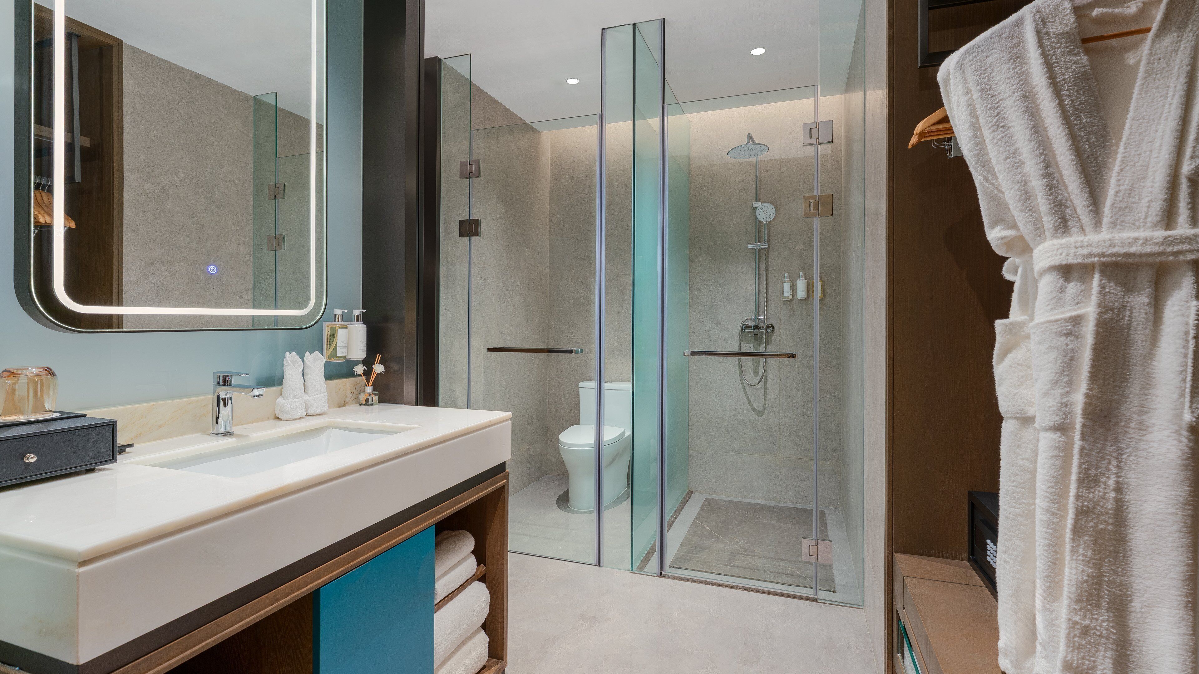 Premium Room, 1 King Bed | Soundproofing