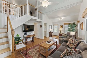 TV, DVD player, offices