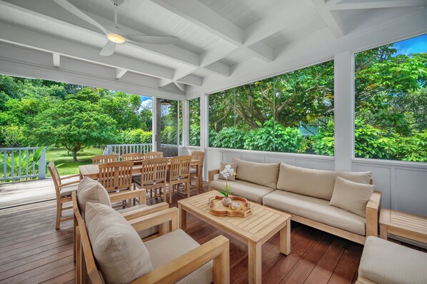 Outdoor dining