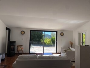Living area - Large family home with swimming pool in the heart of Drôme provençale (Mirmande)