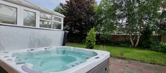 Rozelle Villa - 4 bedrooms