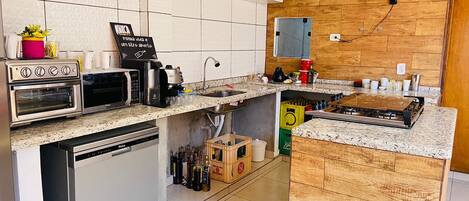 Microwave, oven, stovetop, dishwasher