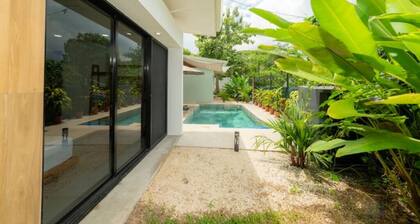 Modern 2BR Home – Near Hermosa & Santa Teresa