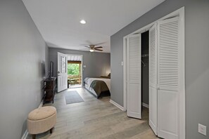Iron/ironing board, travel crib, WiFi, bed sheets