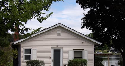 Gram's Cottage on Lake Webster in North Webster, Indiana is the perfect getaway.