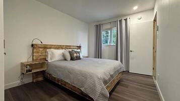 3 bedrooms, free WiFi, bed sheets