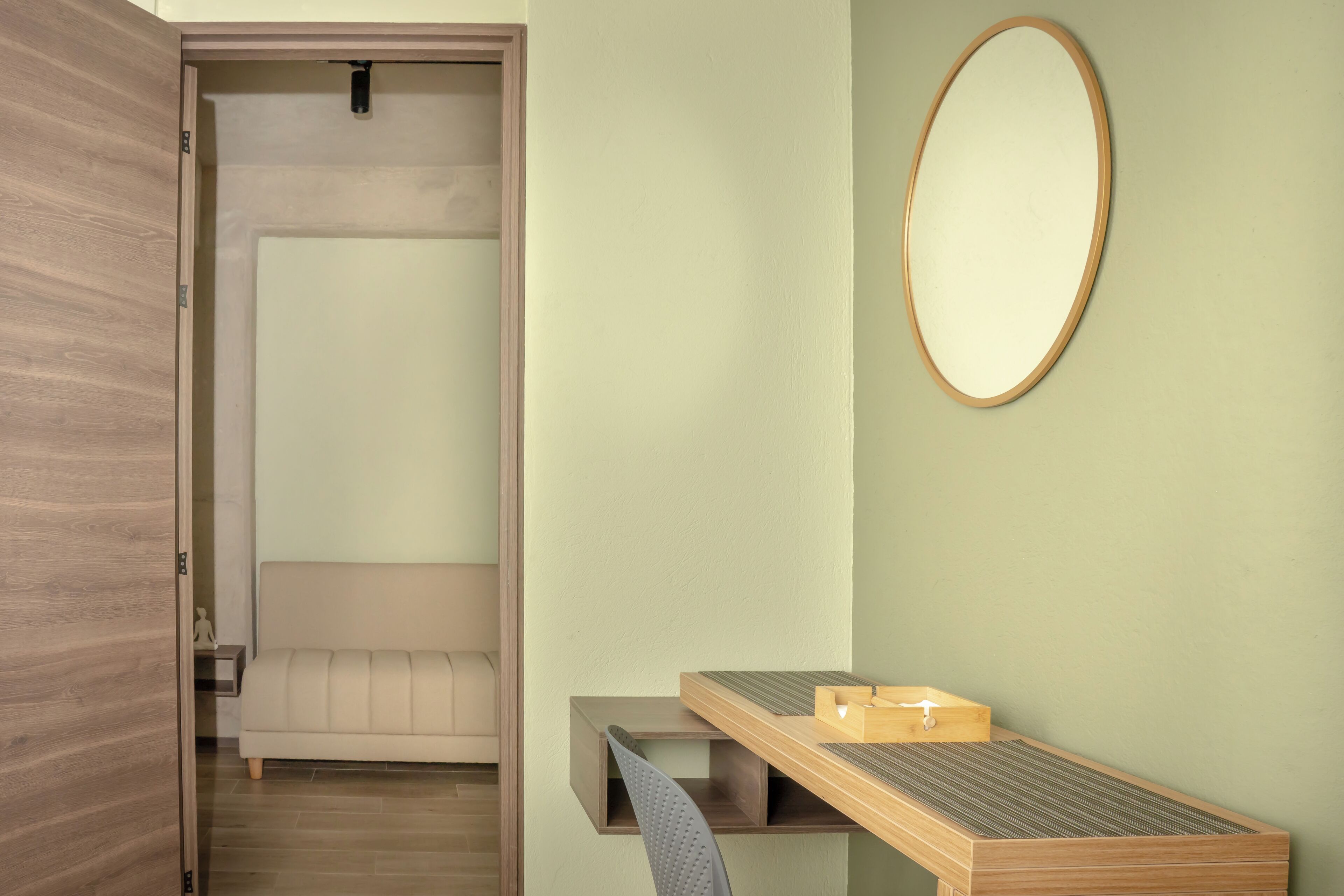 Apartamento familiar, 2 habitaciones, vistas a la ciudad | Caja fuerte, escritorio, cortinas opacas y wifi gratis