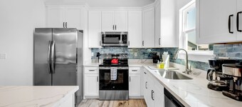 GROUP RETREAT-TWO beach homes~10-bedrooms~GAME AREA~HOT TUB~BEACH VIEWS