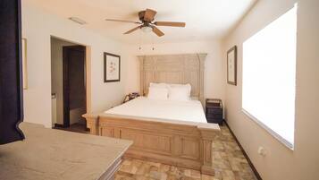 3 bedrooms, iron/ironing board, travel crib, free WiFi