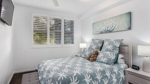 1 bedroom, iron/ironing board, free WiFi, bed sheets - Sundrift Casuarina - A contemporary coastal escape with modern comforts, resort (Casuarina)