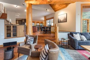 TV, peis og kontorer