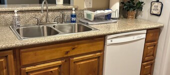 Breezy Viewpoint Unit 2 is a charming duplex unit near much in Prescott Valley!