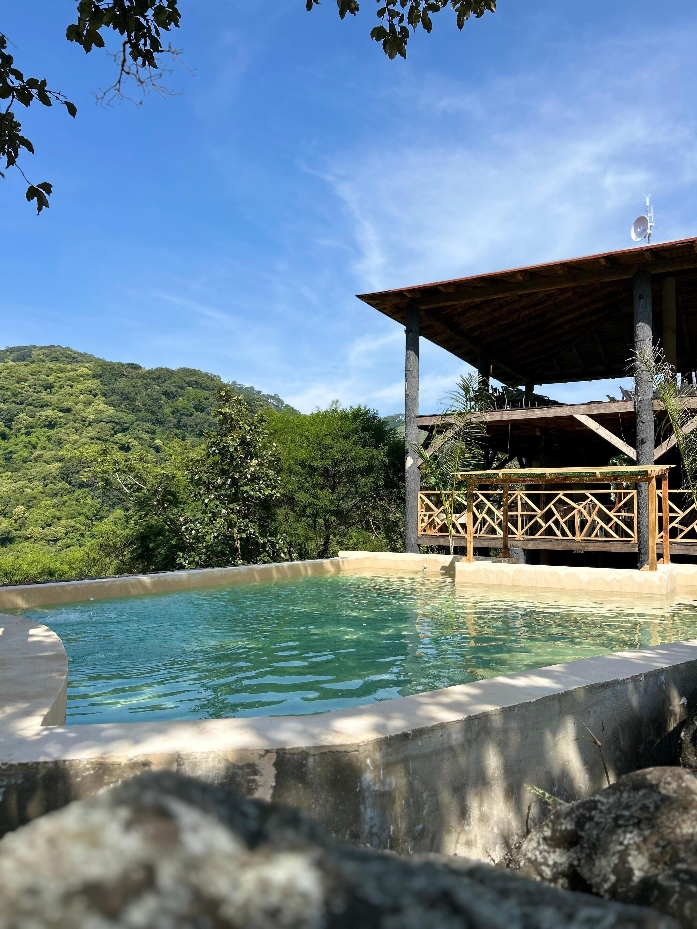 Alberca al aire libre 