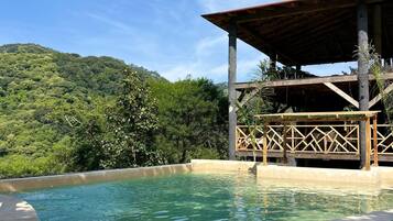 Alberca al aire libre