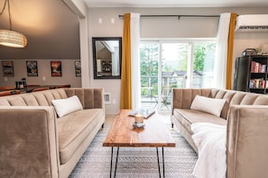 Smart TV, fireplace, table football, books