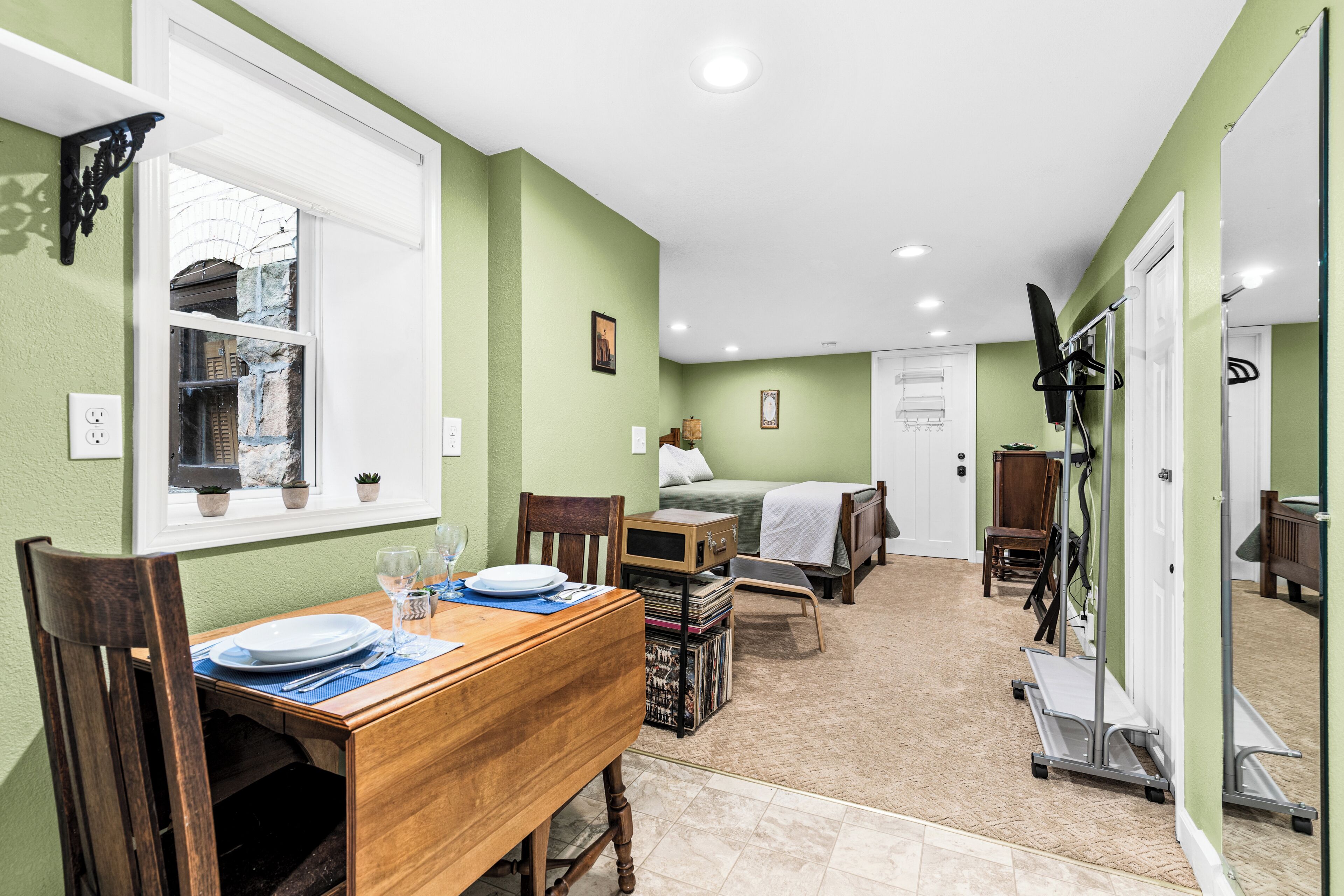 1 多间卧室、免费 WiFi、床单、轮椅无障碍