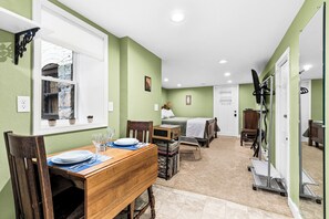 1 bedroom, free WiFi, bed sheets, wheelchair access