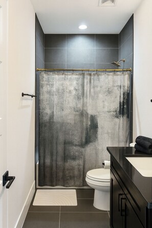 Towels, soap, shampoo, toilet paper