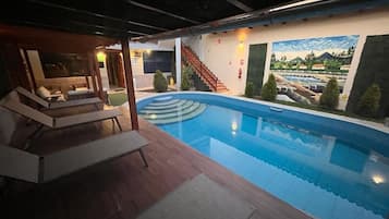 Utomhuspool
