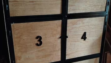 Shared Dormitory | Bed sheets