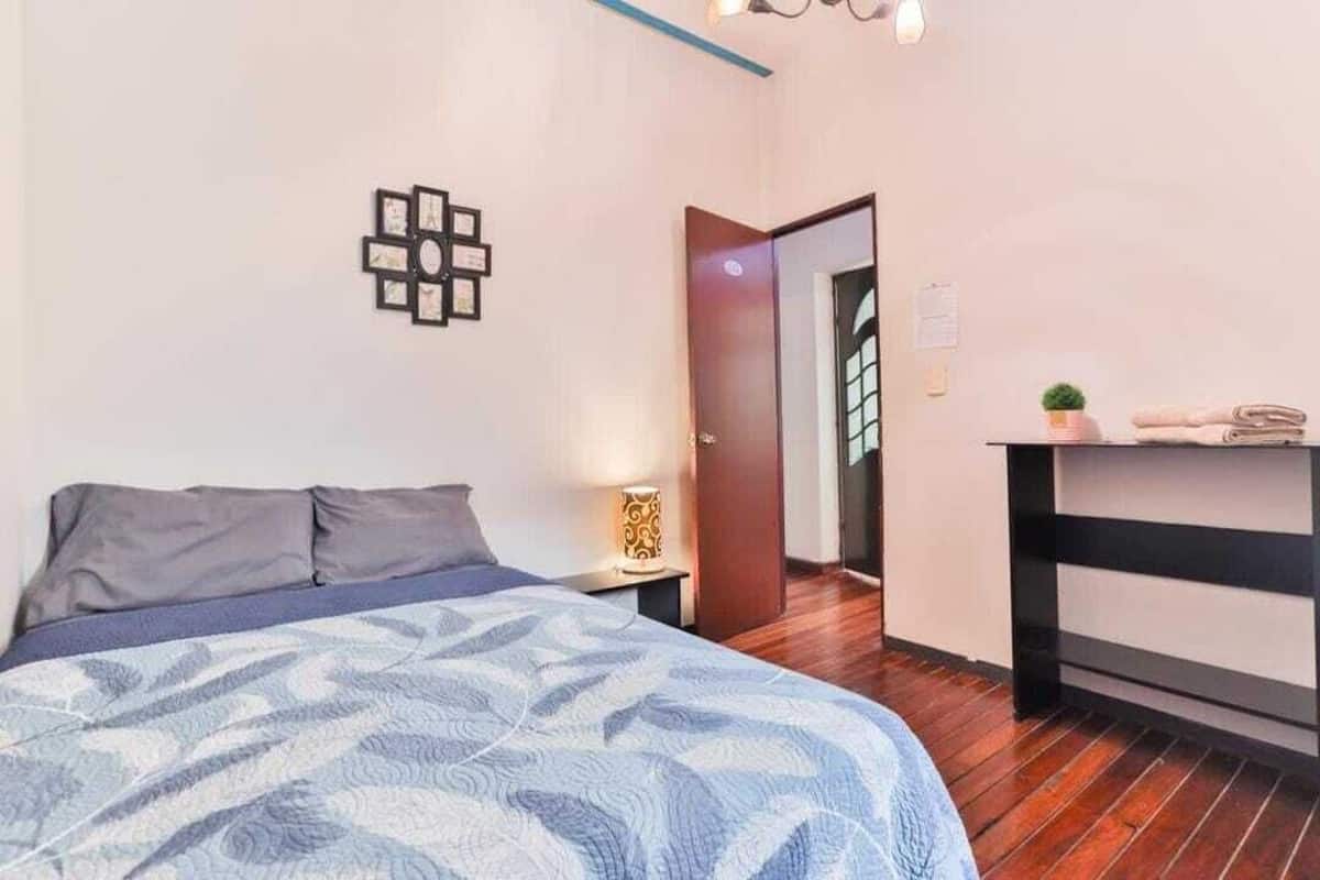 Standard Room | Bed sheets