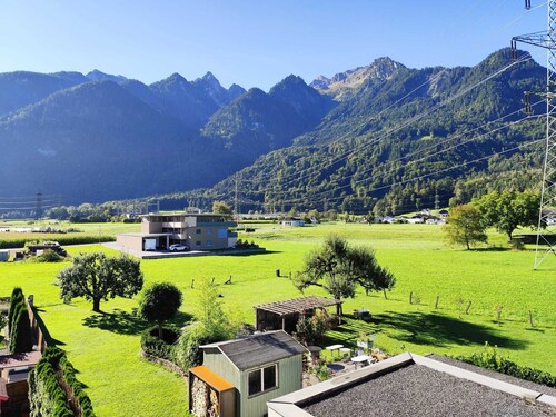 5 Minuten von Bludenz entfernt: Komfort-Apartment mit Bergblick und Balkon!