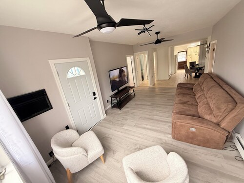 Marvelous 2-bedroom house with AC in Queens close to Jfk airport