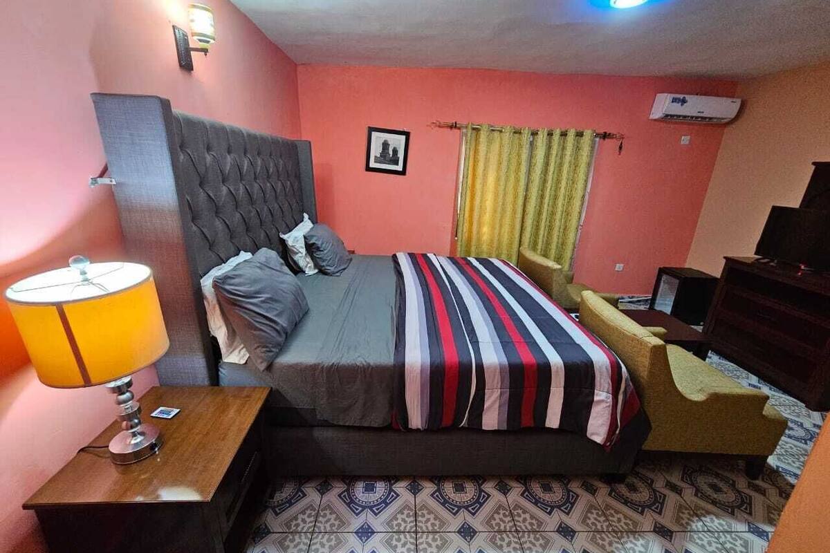 Deluxe Room | Desk, laptop workspace, soundproofing, WiFi (free)