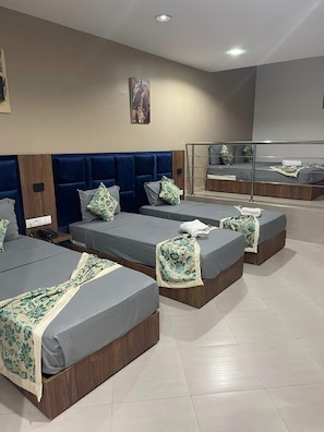 Comfort suite, niet-roken | Een bureau, gratis wifi
