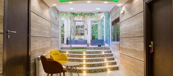 HOTEL HNR